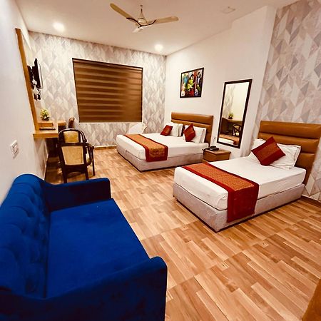 Amora Rooms Dwarka New Delhi Exterior photo