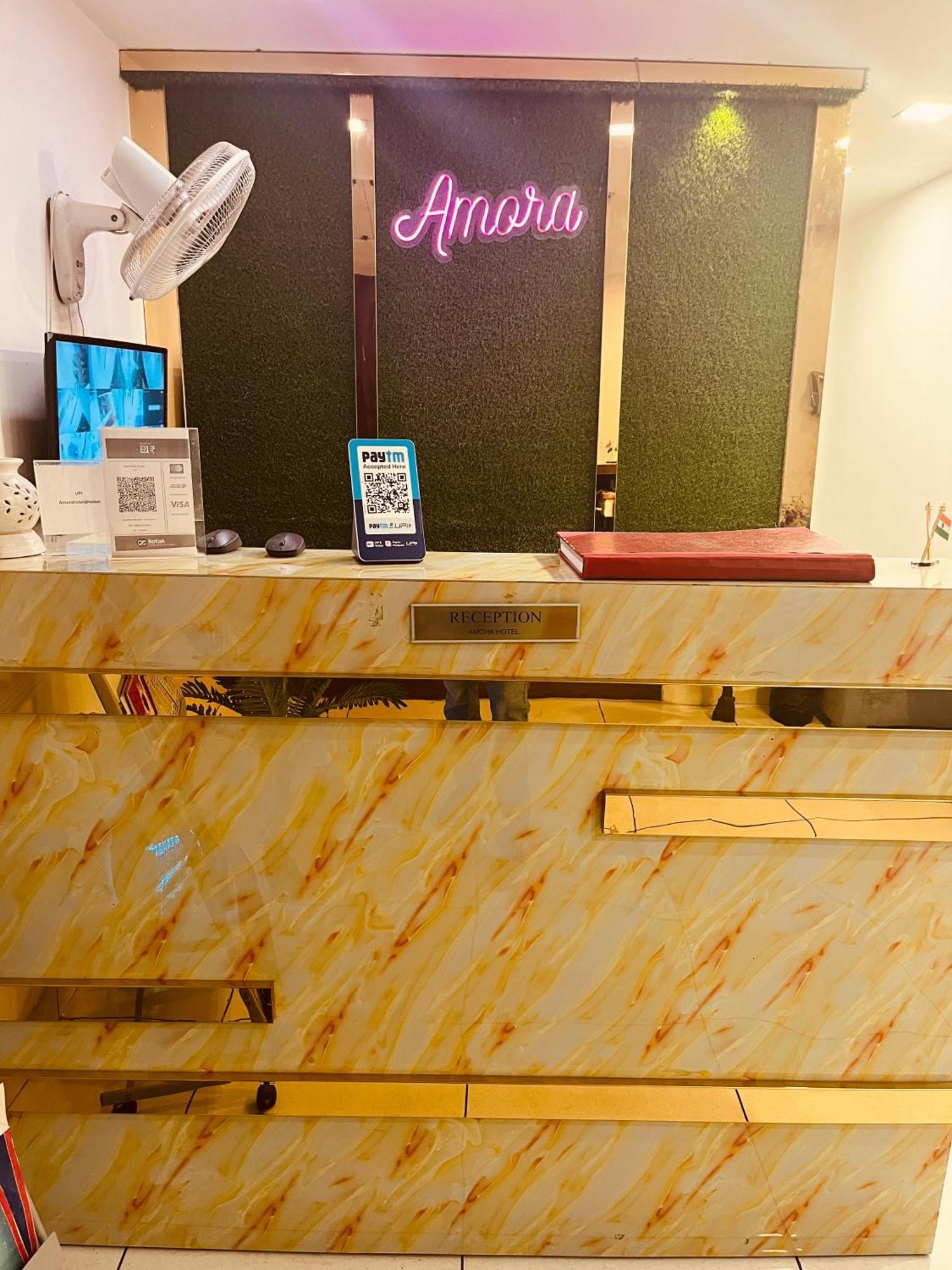 Amora Rooms Dwarka New Delhi Exterior photo