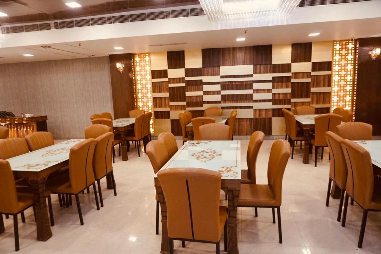 Amora Rooms Dwarka New Delhi Exterior photo